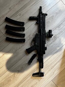 MP5 Cyma Platinum edition - 5