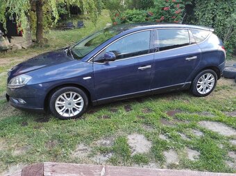 Lancia Delta 1,6 JTD Diesel - 5