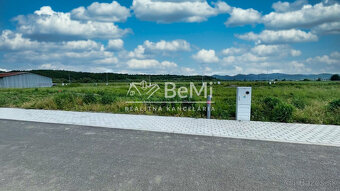 Pozemok v lukratívnej novovznikajúcej lokalite,Sliač - 5