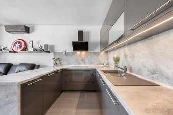 Na predaj 3,5 izbový rodinný dom Lehnice, časť Malý Lég - 5