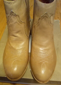 JD Julie Dee Celokožené Kotníkové Čižmičky Veľkosť 39 - 5