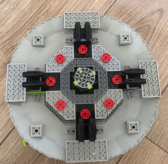 Lego UFO - 5