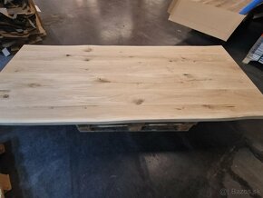 Krásny drevený masívny stôl - 5