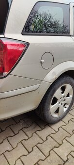 Opel astra h 1.9 88kw - 5