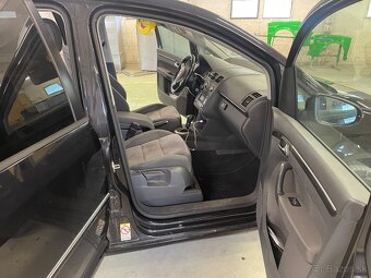 Predám Volkswagen Touran 2.0 TDi - 5