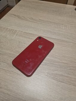 Vymenim/predam Apple IPhone Xr - 5