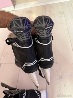 BAUER SUPREME KORCULE VEĽKOSŤ Y 13 - 5