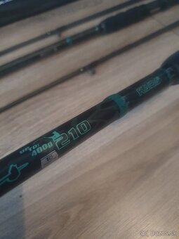 Predam 2 nove udice CAT FISH,2,1 metra,400gr,2 ks-50 eur - - 5