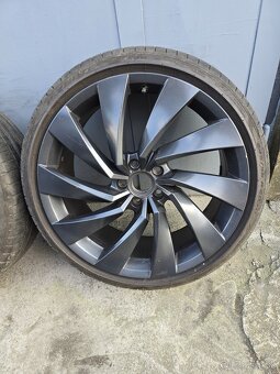 Letná sada VW Rosario Pirelli P Zero 245/35 R20 DOT1823 - 5