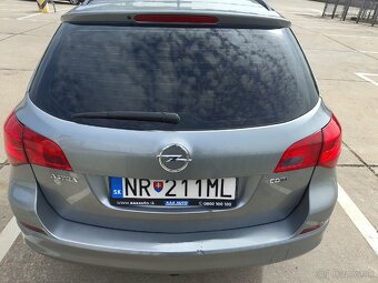 Opel Astra 2012 roku - 5
