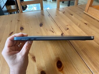 MacBook Air 15" M3 8C CPU 10C GPU 24GB 512GB Polmočna čiern - 5