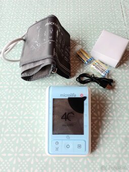 Tlakomer Microlife BP B6 Favourite na ruku - 5