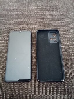 Predám Vivo y33s - 5