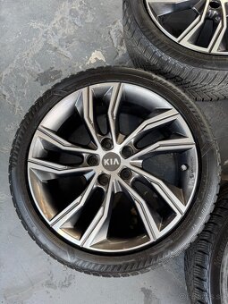 225/40 R18 KIA - 5