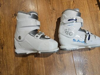 Predám lyže + lyžiarky + palice - 5