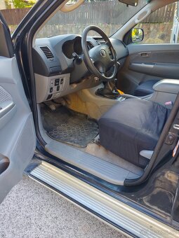 Toyota Hilux pick up - 5