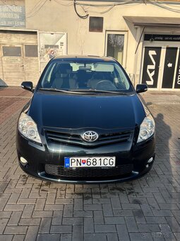 Toyota Auris - 5