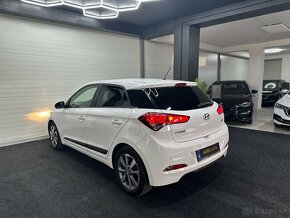 Hyundai i20 1.2 4valec 2017 STYLE SK pôvod - 5