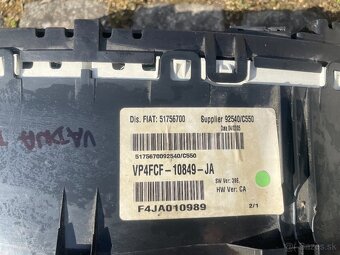 Predám prístrojovú dosku/budíky FIAT Stilo/Grande Punto - 5