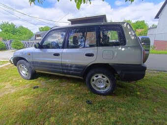 Predám Toyota RAV4 - 5