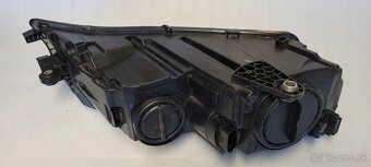 Přední LED světlomet Škoda Octavia III LEVÝ - 5