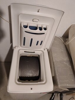 Z vrchu plnená práčka Ardo v super stave - 5