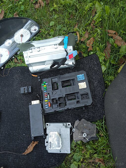 diely peugeot 407 - 5