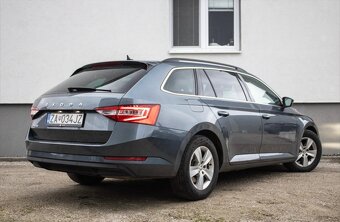 Škoda Superb Combi 2.0 TDI DSG - 5