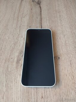 Nothing Phone 2a - 5