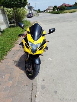 Predám Suzuki GSX-R 600 k4 25kw v TP A2 - 5