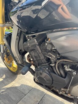 Honda Hornet CB600F - 5