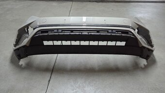 TOUAREG 3 - predný nárazník - 5