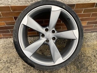 Audi Rotor 5x112 R20 255/35 - 5
