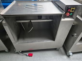 MIEŠAČKA MASA 70L MIEŠAČKA KLOBÁS - 5