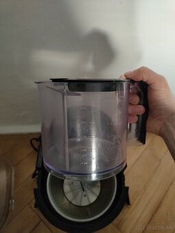 Braun J500 odšťavovač - 5