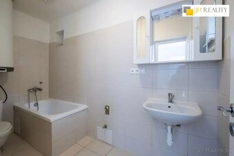 Predaj dom Nitra, Mlynárce - Žilinská, v cene bytu - 5
