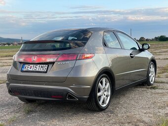 Honda Civic 1.8 VTEC, r. 2008, automat, STK 2/2027, 168k km - 5