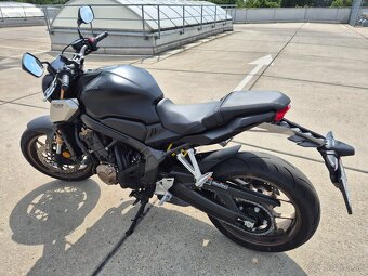 Honda CB650R - 5