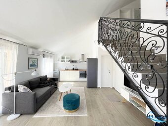 Šolta - nádherný zariadený apartmán s výhľadom na more - 5