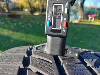 225/40 r18 zimne pneumatiky - 5