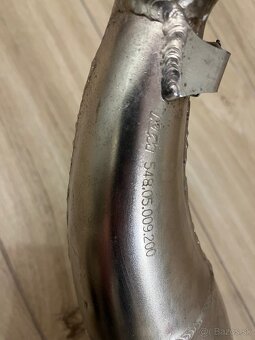 Koleno výfuku KTM - 5