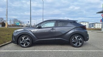 Toyota C-HR 2,0 Hybrid Dynamic Force 184 k e-CVT STYLE - 5