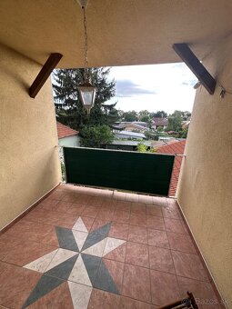 Dvojgeneračný poschodový rodinný dom - 5