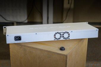 2x Mikrotik CCR1036-8G-2S+ - 5