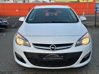 Opel Astra Sport Tourer ST 2.0 CDTI ECOTEC 165k Cosmo - 5