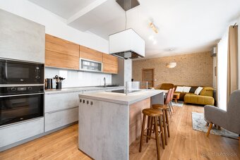 Na predaj 4 izbový, slnečný byt v Trebišove - 5