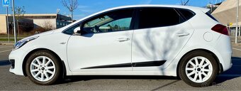 KIA Ceed - 5