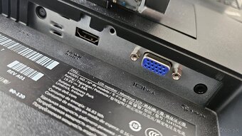 24 palcový Dell LCD monitor - HDMI + VGA - 5