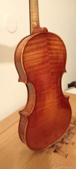 Husle model Gurneri - 5