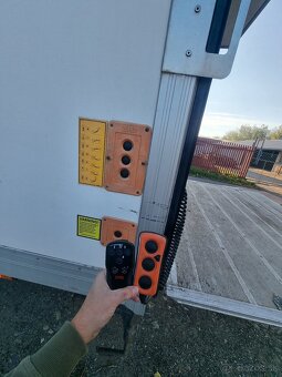 Predam hydrsulicku plosinu / hydraulicke celo ZEPRO 1000KG - 5